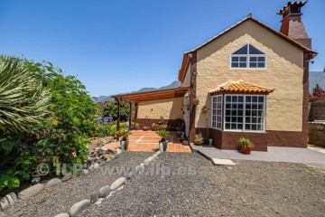 3 Bed  Villa/House for Sale, Tacande, El Paso, La Palma - LP-E844