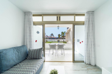 1 Bed  Flat / Apartment for Sale, San Bartolome de Tirajana, LAS PALMAS, Gran Canaria - CI-06118-CA-2934
