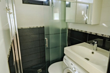 1 Bed  Villa/House for Sale, Puerto Naos, Los Llanos, La Palma - LP-L697