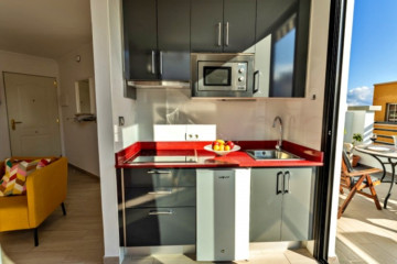 1 Bed  Villa/House for Sale, Puerto Naos, Los Llanos, La Palma - LP-L697