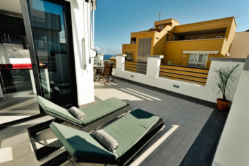 1 Bed  Villa/House for Sale, Puerto Naos, Los Llanos, La Palma - LP-L697