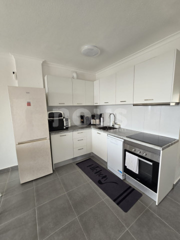 2 Bed  Flat / Apartment for Sale, Playa Paraiso, Tenerife - NP-04490