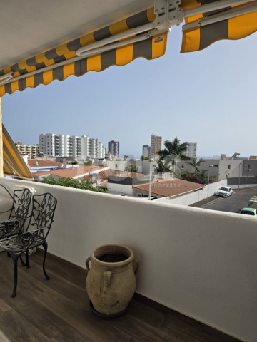 2 Bed  Flat / Apartment for Sale, Playa Paraiso, Tenerife - NP-04490