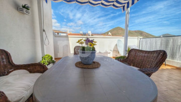 2 Bed  Flat / Apartment for Sale, Llano del Camello, Tenerife - NP-04491