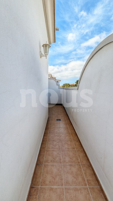 2 Bed  Flat / Apartment for Sale, Llano del Camello, Tenerife - NP-04491