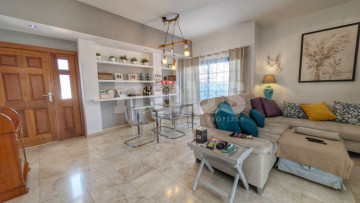 2 Bed  Flat / Apartment for Sale, Llano del Camello, Tenerife - NP-04491
