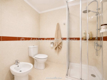 1 Bed  Flat / Apartment for Sale, Santa Cruz De Tenerife, Costa Adeje, Tenerife - AZ-1914