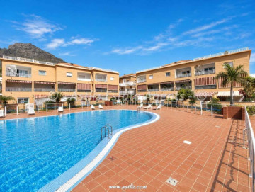 1 Bed  Flat / Apartment for Sale, Santa Cruz De Tenerife, Costa Adeje, Tenerife - AZ-1914