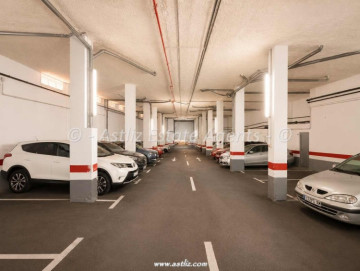 1 Bed  Flat / Apartment for Sale, Santa Cruz De Tenerife, Costa Adeje, Tenerife - AZ-1914