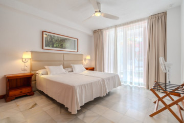 1 Bed  Flat / Apartment for Sale, Playa de Las Americas, Arona, Tenerife - MP-AP0981-1C