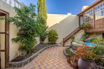 5 Bed  Villa/House for Sale, In the urban area, Tazacorte, La Palma - LP-Ta160