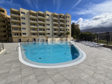 2 Bed  Flat / Apartment for Sale, Playa Paraiso, Tenerife - NP-04495