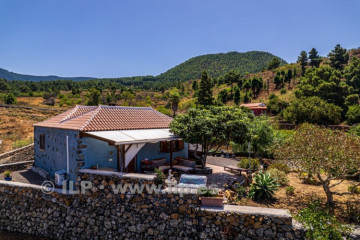 2 Bed  Villa/House for Sale, Tacande, El Paso, La Palma - LP-E848
