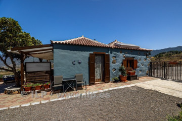 2 Bed  Villa/House for Sale, Tacande, El Paso, La Palma - LP-E848