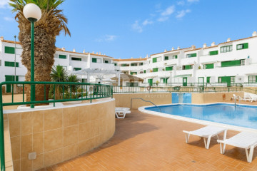 2 Bed  Flat / Apartment for Sale, Costa del Silencio, Tenerife - NP-04499