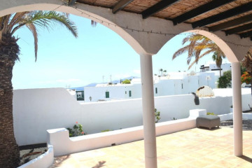 3 Bed  Villa/House for Sale, Tias, Lanzarote - LA-LA2036s
