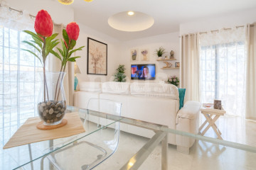 2 Bed  Flat / Apartment for Sale, Llano del Camello, Tenerife - NP-04506