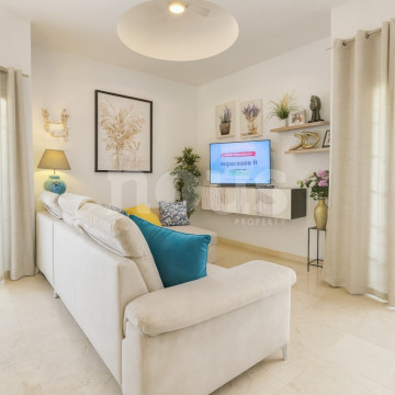 2 Bed  Flat / Apartment for Sale, Llano del Camello, Tenerife - NP-04506