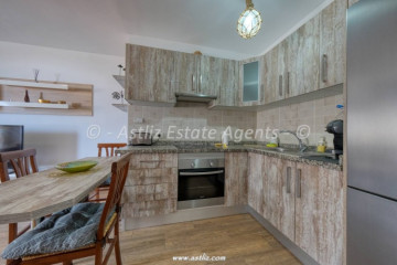 2 Bed  Flat / Apartment for Sale, Puerto De Santiago, Tenerife - AZ-1918