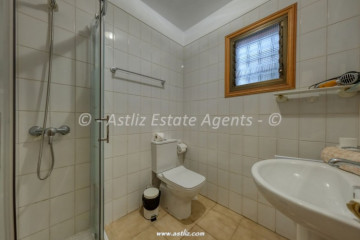 2 Bed  Flat / Apartment for Sale, Los Gigantes, Santiago Del Teide, Tenerife - AZ-1919