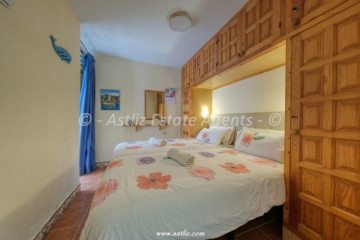 2 Bed  Flat / Apartment for Sale, Los Gigantes, Santiago Del Teide, Tenerife - AZ-1919