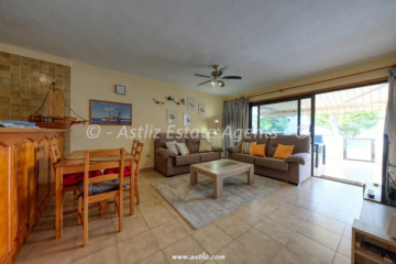 2 Bed  Flat / Apartment for Sale, Los Gigantes, Santiago Del Teide, Tenerife - AZ-1919