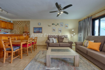 2 Bed  Flat / Apartment for Sale, Los Gigantes, Santiago Del Teide, Tenerife - AZ-1919