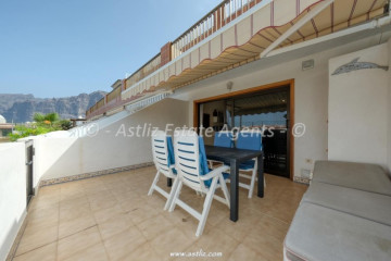 2 Bed  Flat / Apartment for Sale, Los Gigantes, Santiago Del Teide, Tenerife - AZ-1919