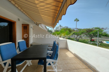 2 Bed  Flat / Apartment for Sale, Los Gigantes, Santiago Del Teide, Tenerife - AZ-1919