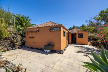 2 Bed  Villa/House for Sale, Tacande, El Paso, La Palma - LP-E851