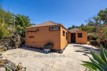 2 Bed  Villa/House for Sale, Tacande, El Paso, La Palma - LP-E851