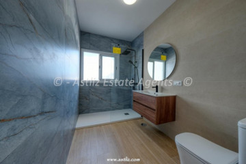 2 Bed  Flat / Apartment for Sale, Puerto De Santiago, Santiago Del Teide, Tenerife - AZ-1921