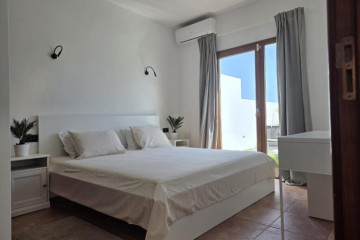 4 Bed  Villa/House for Sale, Playa Blanca, Lanzarote - LA-PB094