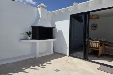 4 Bed  Villa/House for Sale, Playa Blanca, Lanzarote - LA-PB094