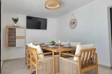 4 Bed  Villa/House for Sale, Playa Blanca, Lanzarote - LA-PB094