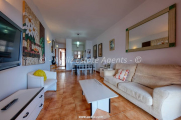 2 Bed  Flat / Apartment for Sale, Acantilados De Los Gigantes, Santiago Del Teide, Tenerife - AZ-1924