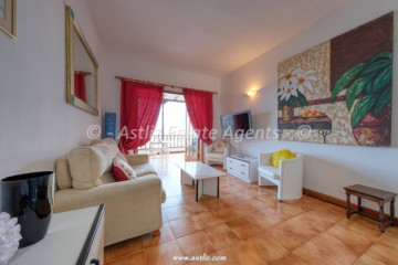 2 Bed  Flat / Apartment for Sale, Acantilados De Los Gigantes, Santiago Del Teide, Tenerife - AZ-1924