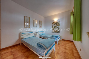 2 Bed  Flat / Apartment for Sale, Acantilados De Los Gigantes, Santiago Del Teide, Tenerife - AZ-1924