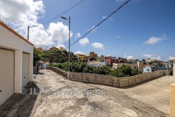 4 Bed  Villa/House for Sale, In the urban area, El Paso, La Palma - LP-E853