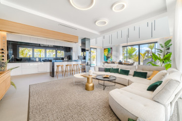 3 Bed  Villa/House for Sale, San Eugenio Alto, Tenerife - NP-04516