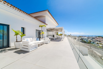 3 Bed  Villa/House for Sale, San Eugenio Alto, Tenerife - NP-04516
