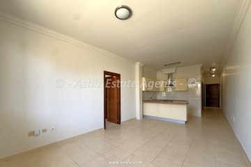 2 Bed  Flat / Apartment for Sale, Puerto De Santiago, Santiago Del Teide, Tenerife - AZ-1927