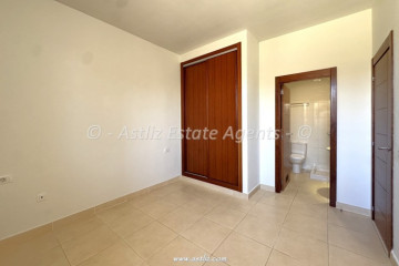 2 Bed  Flat / Apartment for Sale, Puerto De Santiago, Santiago Del Teide, Tenerife - AZ-1927