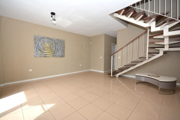 3 Bed  Villa/House for Sale, El Rosario, Santa Cruz de Tenerife, Tenerife - PR-DUP0100VPC