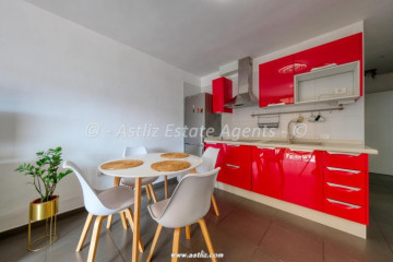 2 Bed  Flat / Apartment for Sale, Puerto De Santiago, Santiago Del Teide, Tenerife - AZ-1926