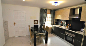 3 Bed  Flat / Apartment for Sale, Playa de Las Americas, Tenerife - TP-7026