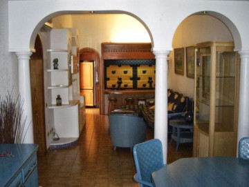 2 Bed  Villa/House to Rent, Las Palmas, Playa del Inglés, Gran Canaria - DI-10323