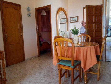2 Bed  Flat / Apartment to Rent, Las Palmas, Playa del Inglés, Gran Canaria - DI-12713