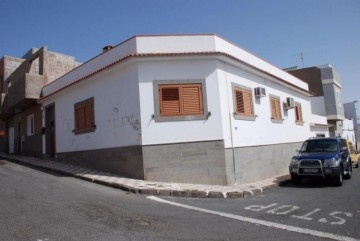 3 Bed  Villa/House for Sale, Las Palmas, San Bartolomé Interior, Gran Canaria - DI-2178
