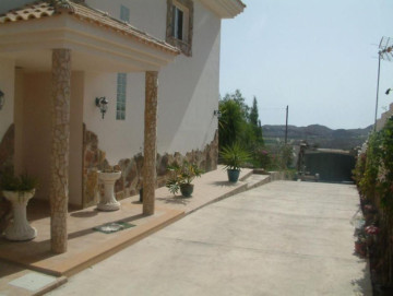 4 Bed  Villa/House for Sale, Las Palmas, San Bartolomé Interior, Gran Canaria - DI-2094